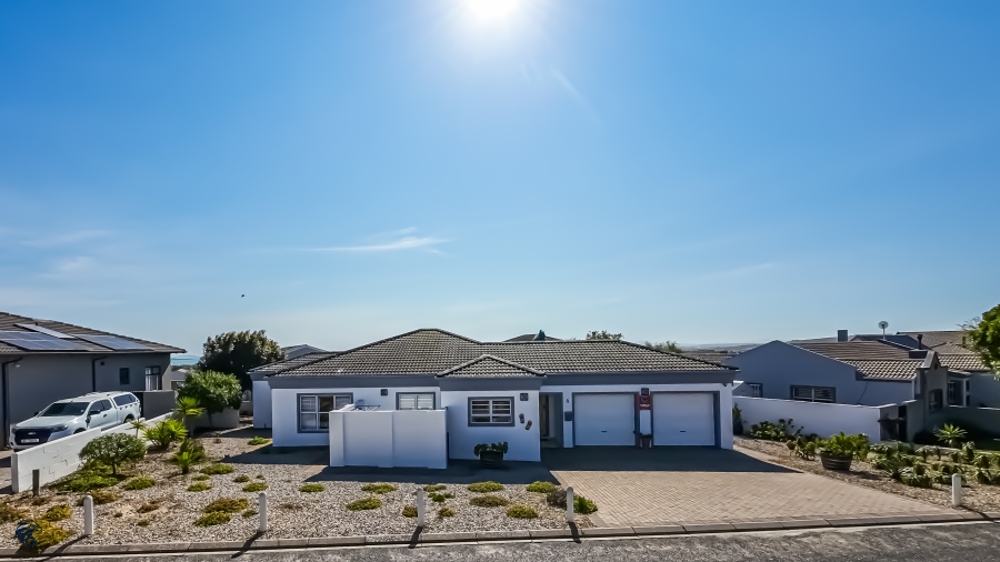 3 Bedroom Property for Sale in Country Club Western Cape